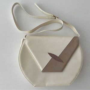 Vintage Bally leather shoulder purse